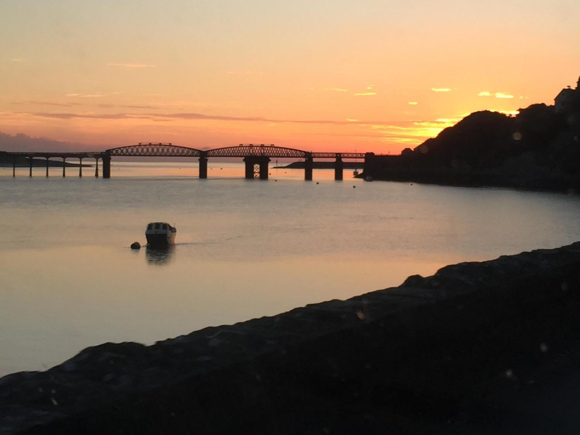 Barmouth Beach Club エクステリア 写真